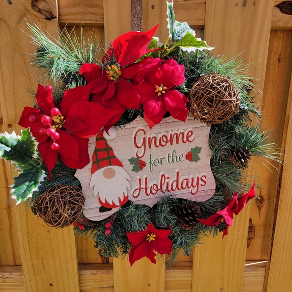 Rustic Country Gnome for the Holidays Wreath - Rustic Poinsettia Wreath - Picture 1 of 10